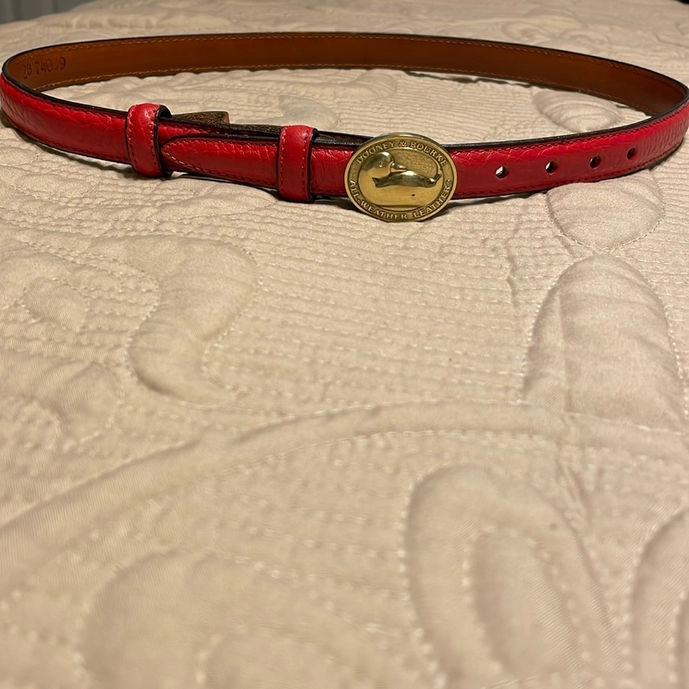 Dooney & Bourke Redish/Orange Belt with Gold Buckle. Good pre-owned condition.
